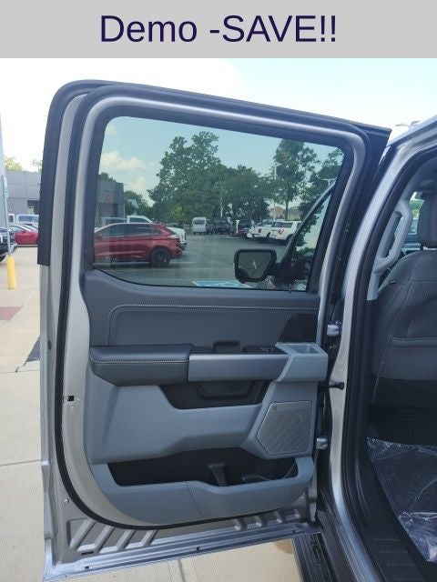 2025 Ford F-150 Lightning Flash™