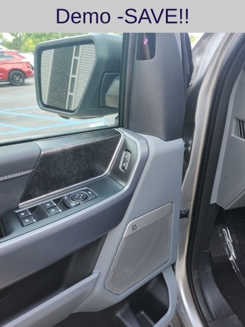 2025 Ford F-150 Lightning Flash™