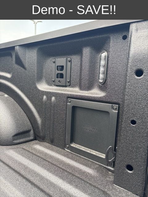 2025 Ford F-150 Lightning Flash™