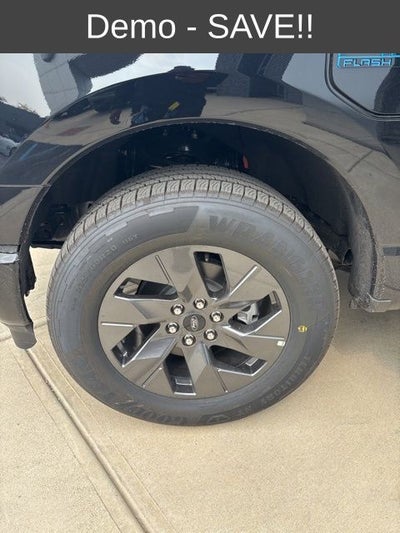 2025 Ford F-150 Lightning Flash™