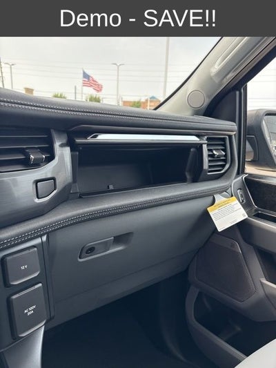 2025 Ford F-150 Lightning Flash™