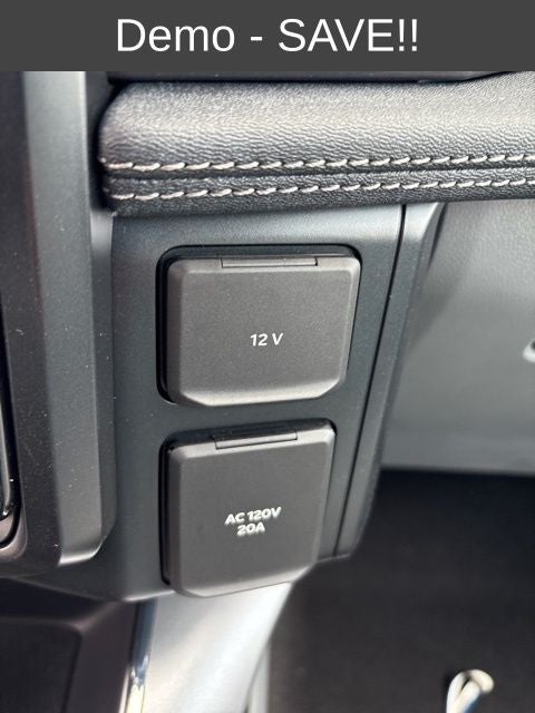 2025 Ford F-150 Lightning Flash™