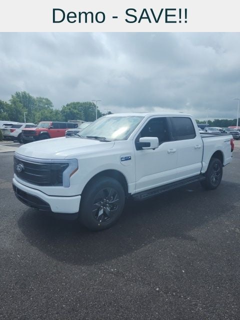 2025 Ford F-150 Lightning Lariat®