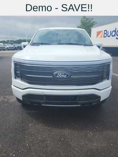 2025 Ford F-150 Lightning Lariat®