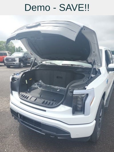 2025 Ford F-150 Lightning Lariat®