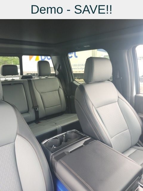 2025 Ford F-150 Lightning Lariat®