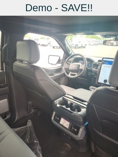 2025 Ford F-150 Lightning Lariat®