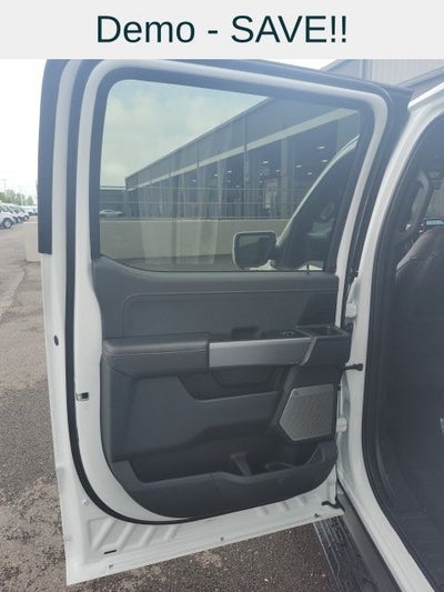 2025 Ford F-150 Lightning Lariat®