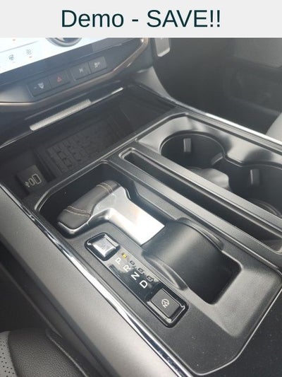 2025 Ford F-150 Lightning Lariat®