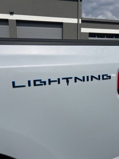 2025 Ford F-150 Lightning Lariat®