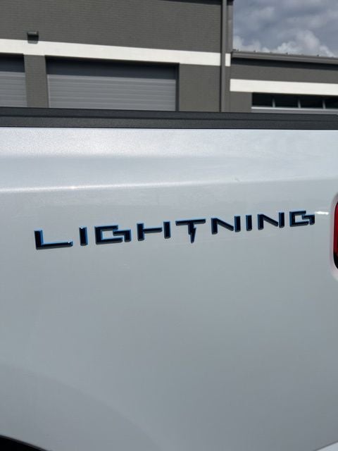 2025 Ford F-150 Lightning Lariat®