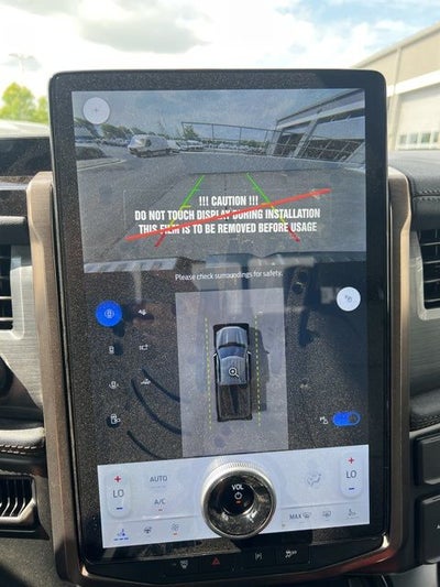 2025 Ford F-150 Lightning Lariat®