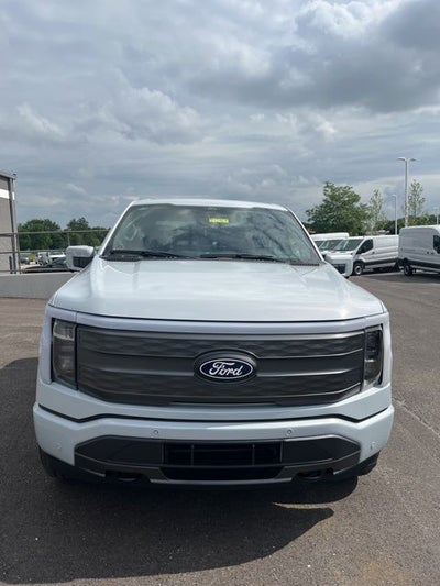 2025 Ford F-150 Lightning Lariat®