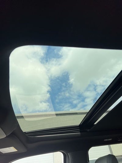 2025 Ford F-150 Lightning Lariat®