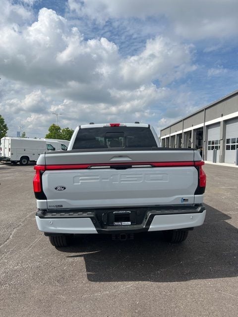 2025 Ford F-150 Lightning Lariat®