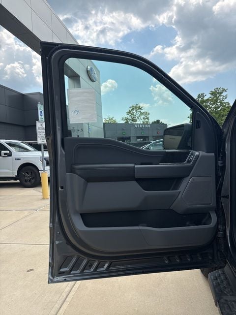 2025 Ford F-150 Lightning Flash™