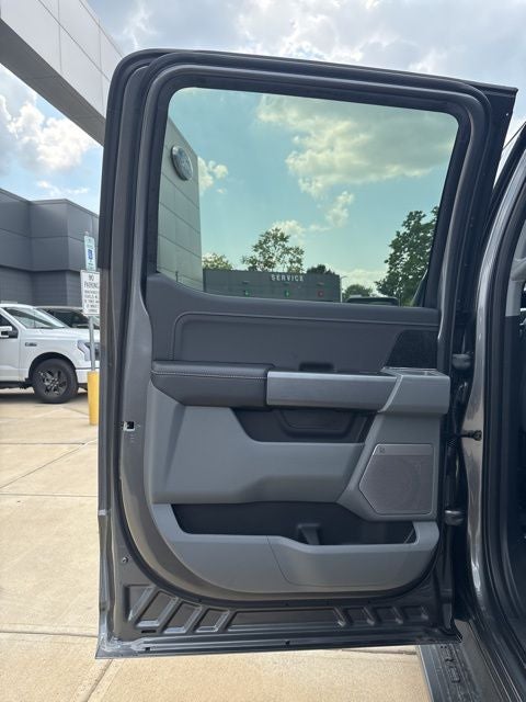 2025 Ford F-150 Lightning Flash™