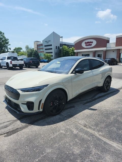 2025 Ford Mustang Mach-E GT