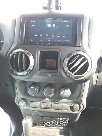 2017 Jeep Wrangler Willys Wheeler