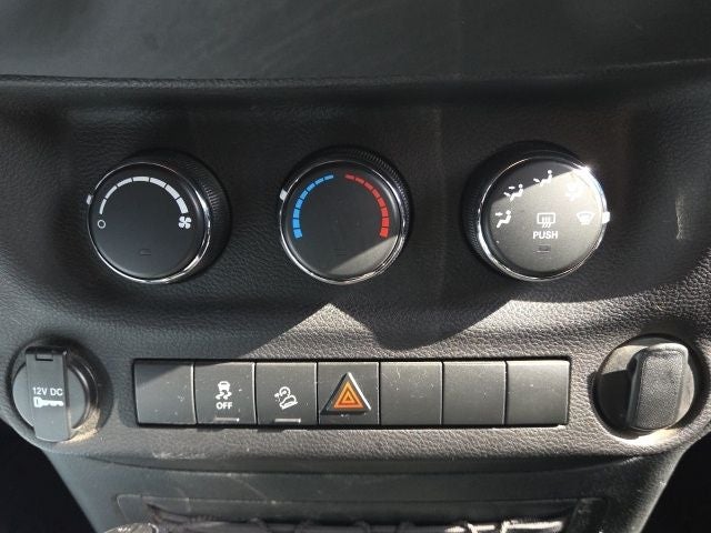 2017 Jeep Wrangler Willys Wheeler