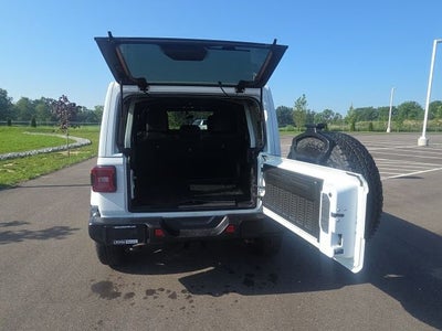 2022 Jeep Wrangler Unlimited Sahara Altitude