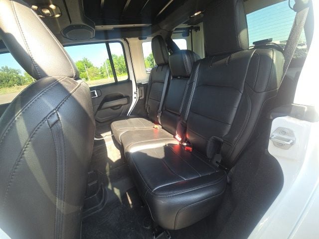 2022 Jeep Wrangler Unlimited Sahara Altitude
