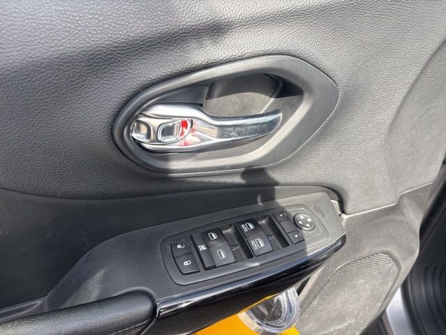 2019 Jeep Cherokee Altitude