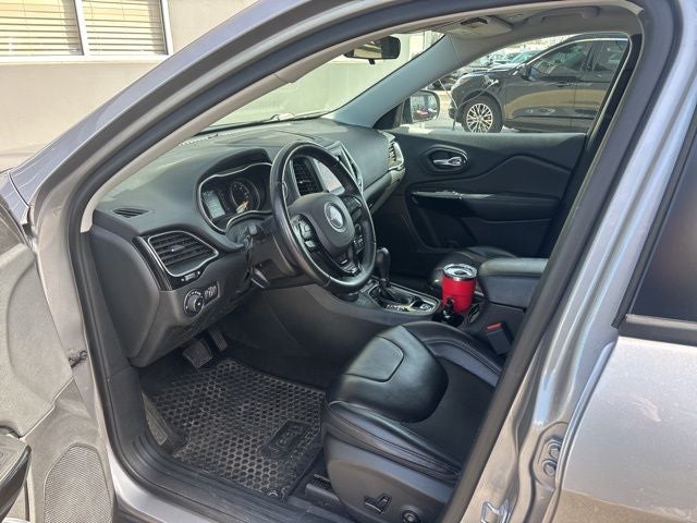 2019 Jeep Cherokee Altitude