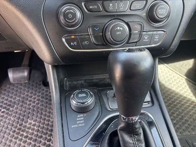 2019 Jeep Cherokee Altitude