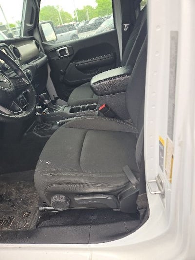 2021 Jeep Gladiator Sport