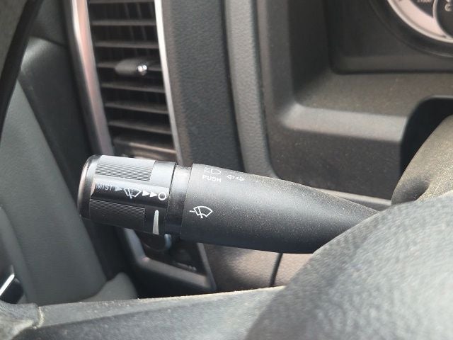 2018 RAM 1500 SLT
