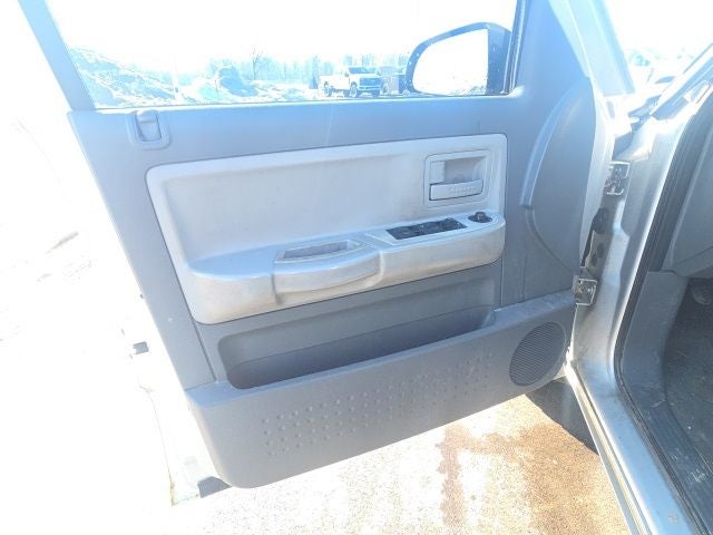 2005 Dodge Dakota SLT 131 WB