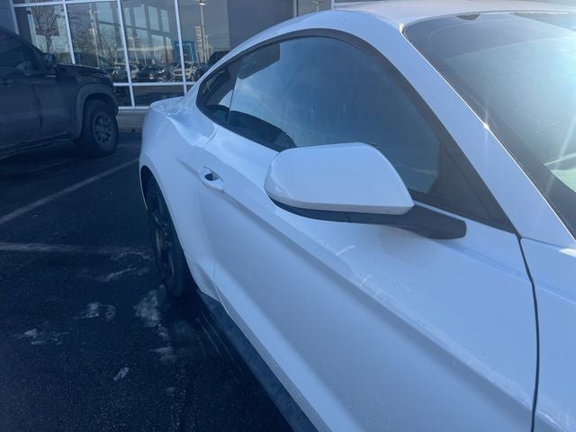 2015 Ford Mustang V6