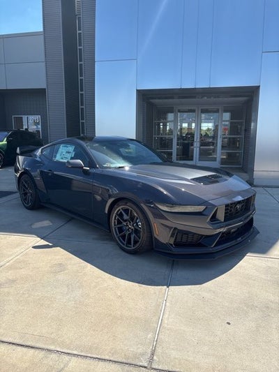 2025 Ford Mustang Dark Horse