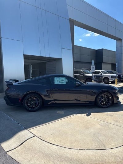 2025 Ford Mustang Dark Horse