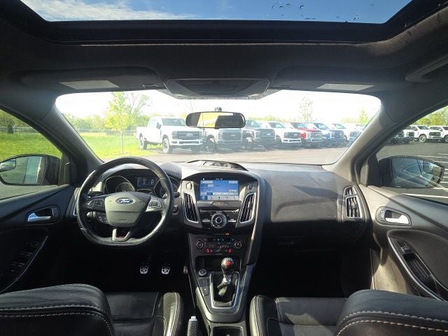 2017 Ford Focus ST