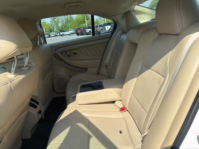 2018 Ford Taurus SEL