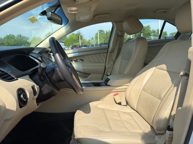 2018 Ford Taurus SEL