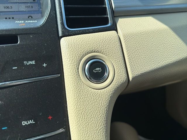 2018 Ford Taurus SEL