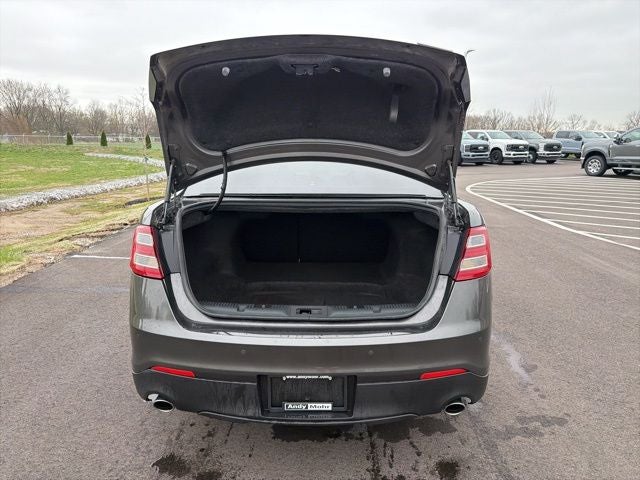 2018 Ford Taurus SEL