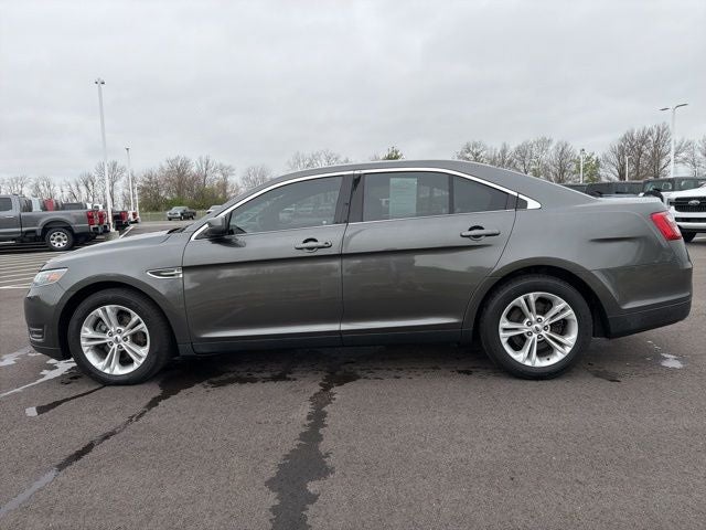 2018 Ford Taurus SEL
