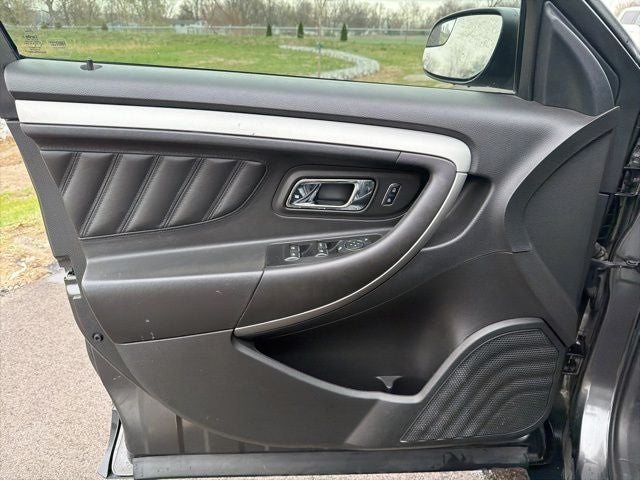 2018 Ford Taurus SEL