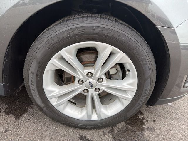 2018 Ford Taurus SEL