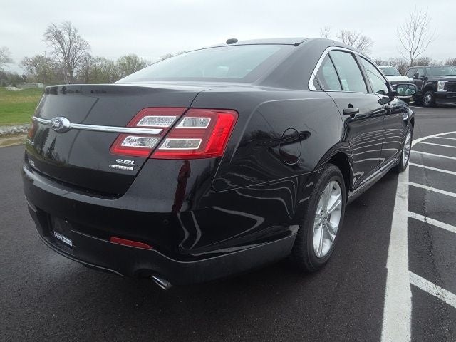 2016 Ford Taurus SEL
