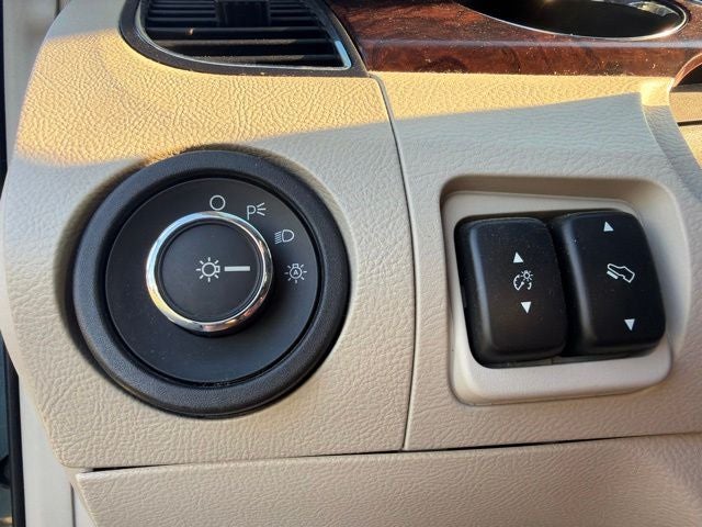 2010 Ford Taurus Limited
