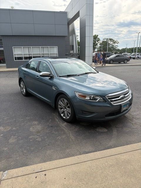 2010 Ford Taurus Limited