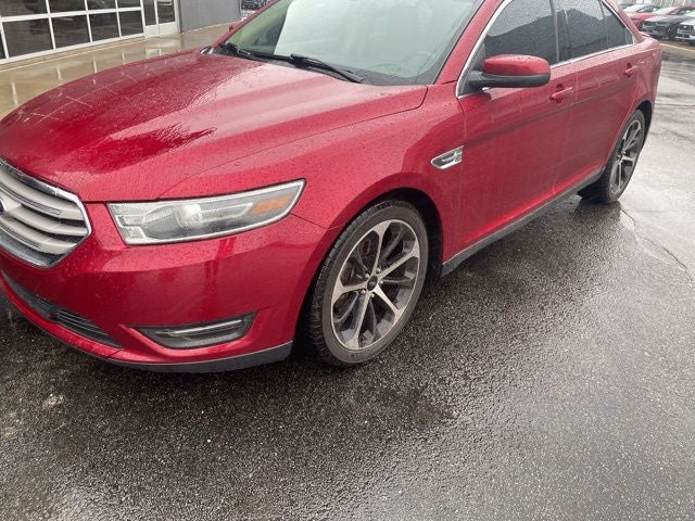2015 Ford Taurus SEL