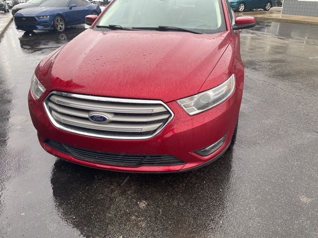 2015 Ford Taurus SEL