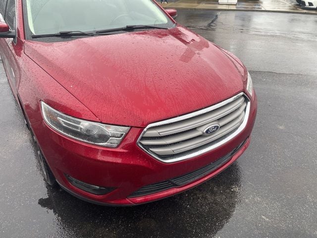 2015 Ford Taurus SEL