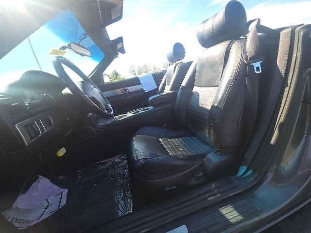 2003 Ford Thunderbird Base